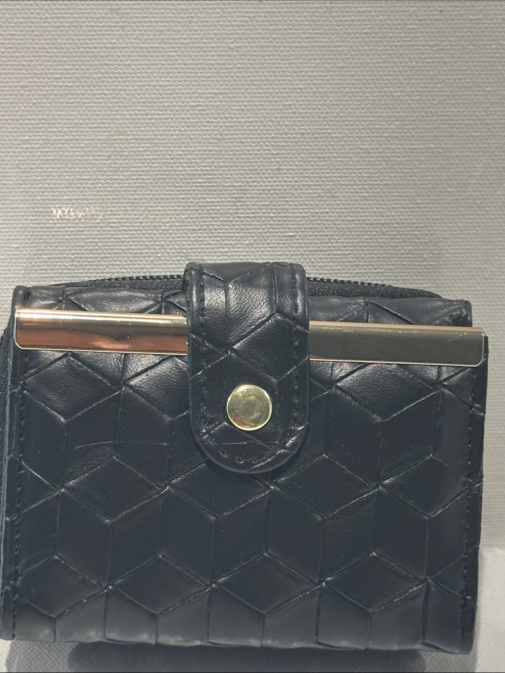 NWT Jane & Berry Compact Small Wallet with Card, ID, Bill and Coin Slots.